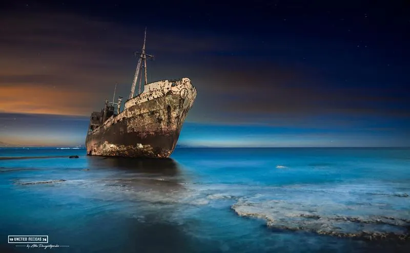 Shipwreck Dimitrios, Gythio — Greece — © Athanasios Panagiotopoulos